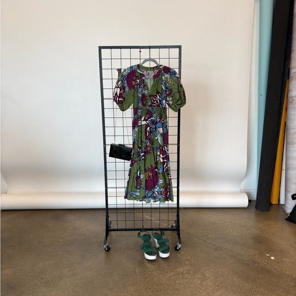 ANTHROPOLOGIE | Conditions Apply
Floral Puff-sleeved Maxi Dress - Picture 11 of 11